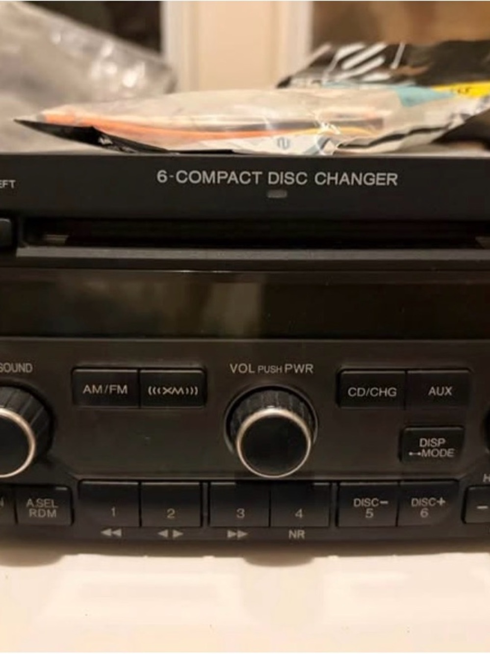 Black 6-Disc Car CD Changer Stereo Receiver - AM/FM AUX